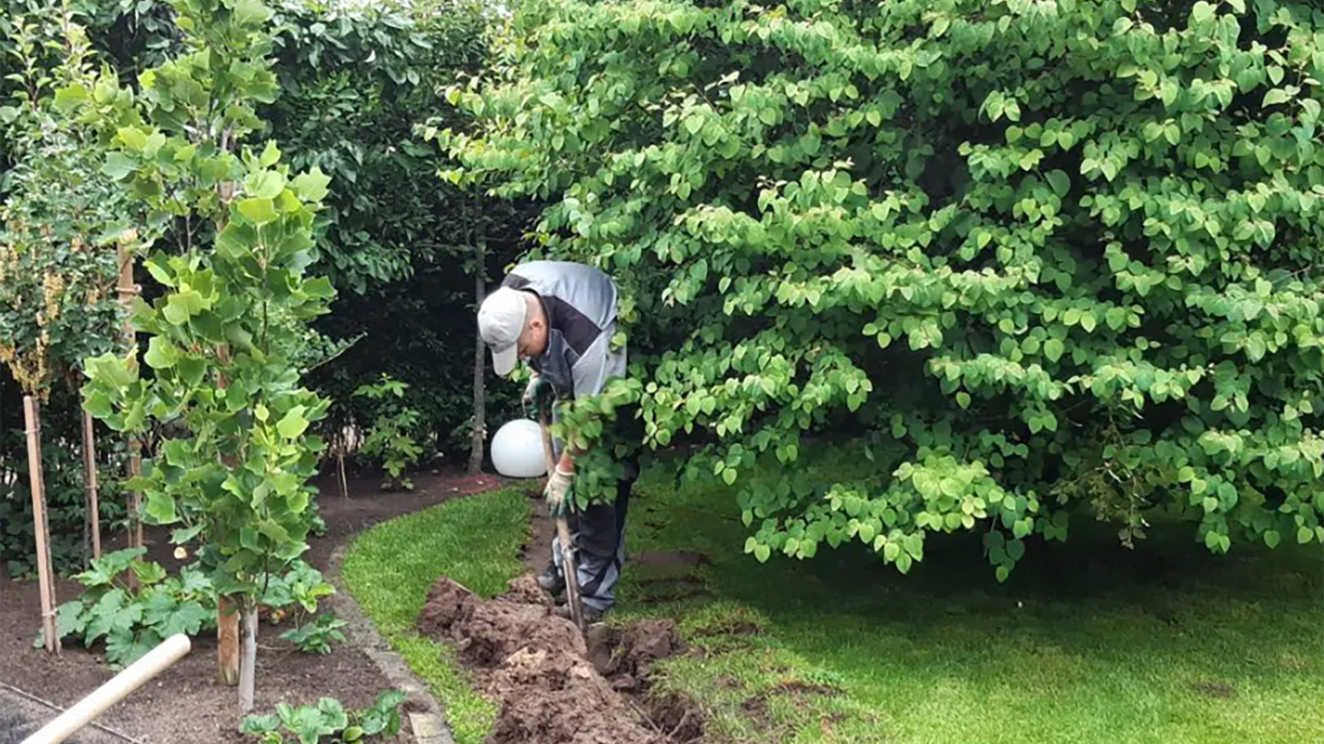 Aufbau der Gartenbeleuchtung