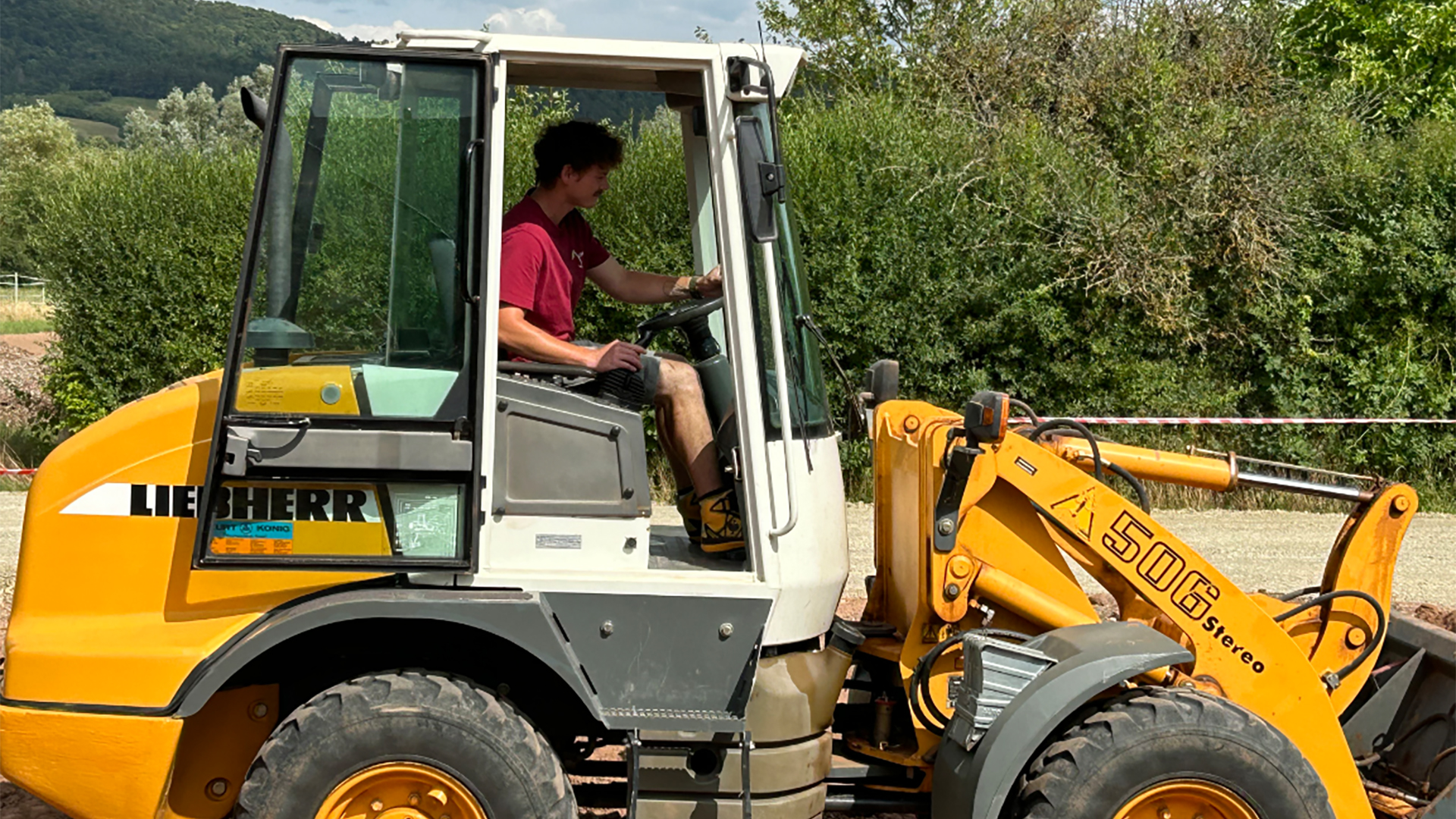 Fahren mit gestellten Baumaschinen