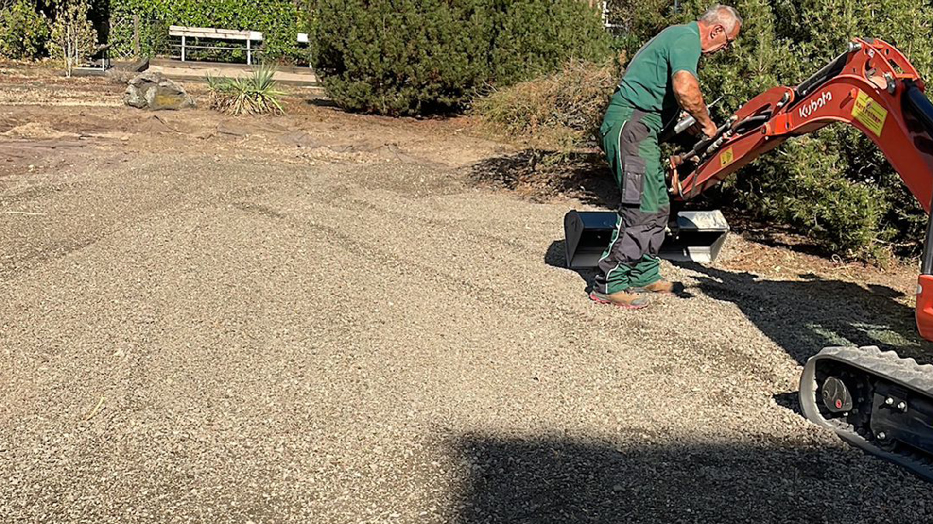 Vorbereitung eines Tiefgaragendaches vor der Bepflanzung