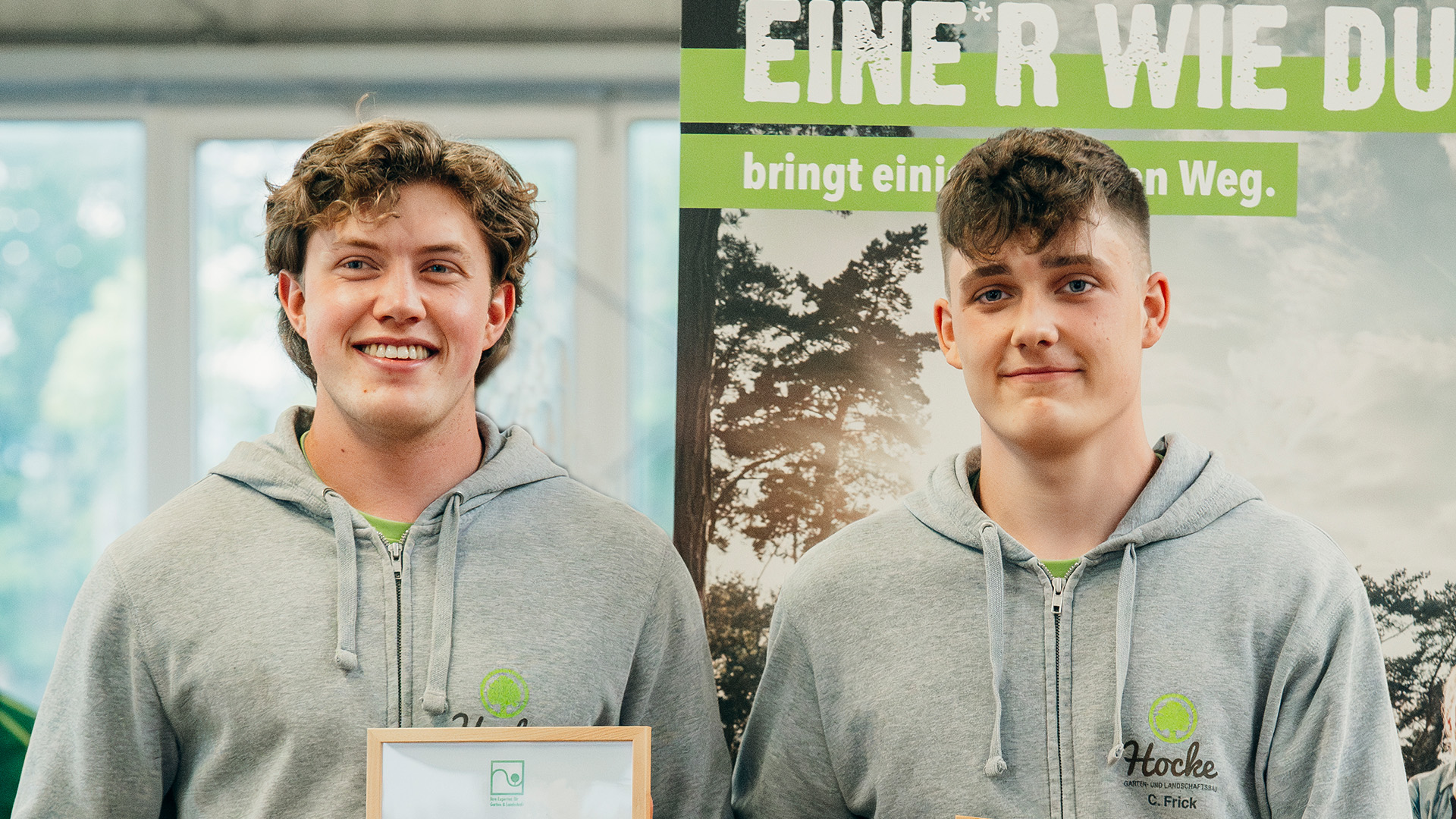Die Gewinner des Landschaftgärtner-Cup Rheinland-Pfalz und Saarland sind: (v. l.) Colin Frick und Nelson Debus